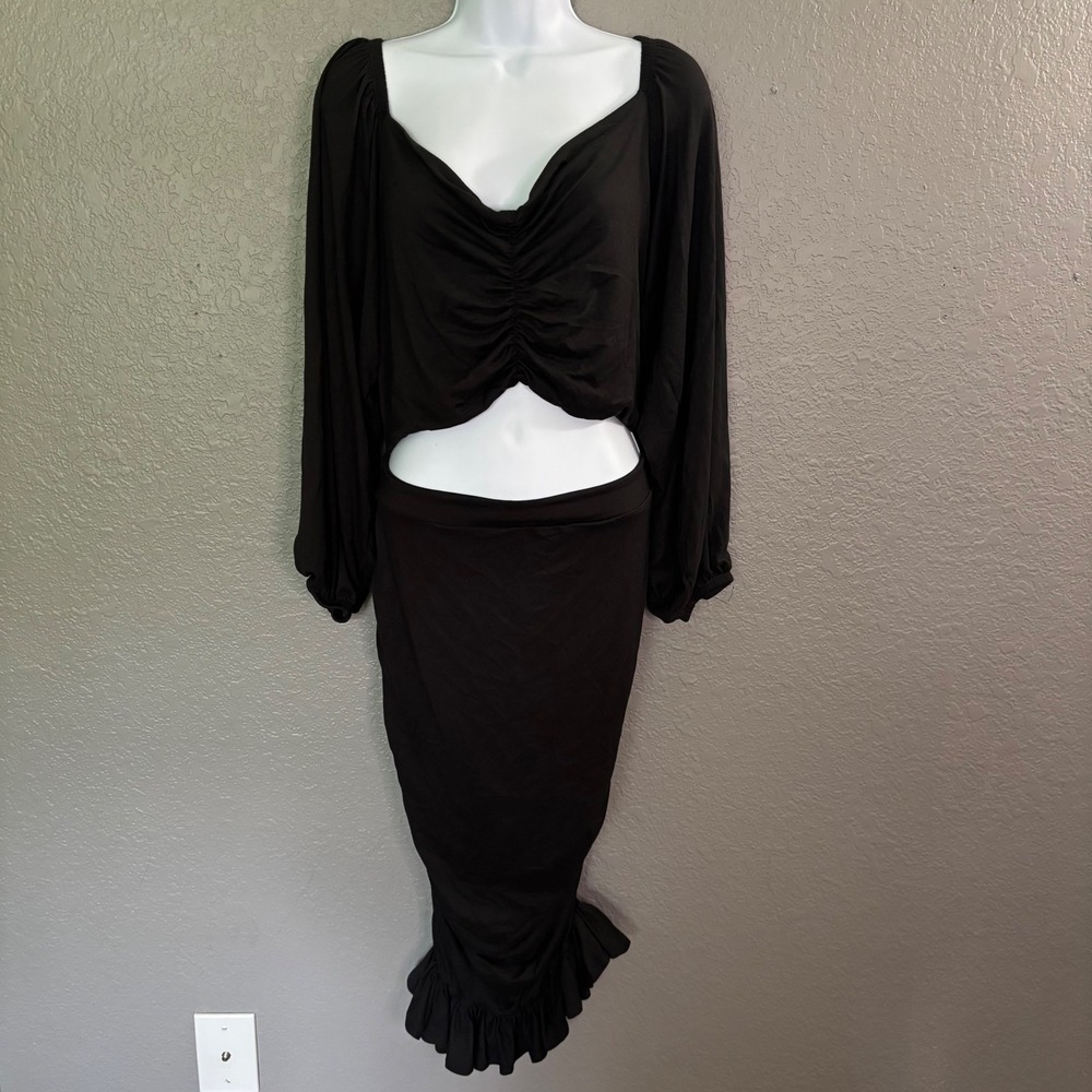 Rebdolls Black Ruched Cutout Midi Dress Size 2X‎ Long Sleeve Ruffle Hem